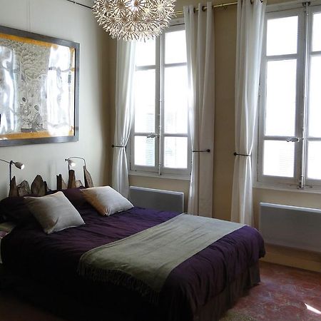 Les Remparts Apartment Авиньон Екстериор снимка